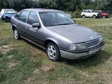 Авто Opel Vectra 1989 № 8953970