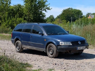 Авто Volkswagen Passat Variant 1997 № 8954084
