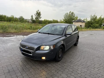 Авто Volvo V50 2005 № 8954097