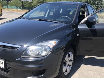 Авто Hyundai I30 2010 № 8954244