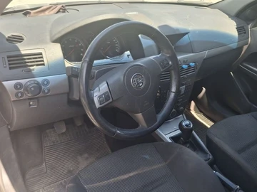 Авто Opel Astra 2006 № 8954282