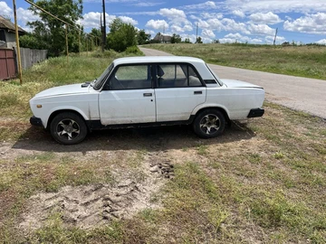 Авто ВАЗ 2107 1998 № 8954369