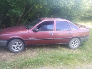 Авто Opel Vectra 1991 № 8954401