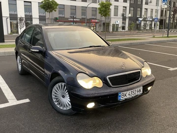 Авто Mercedes 220 2002 № 8954439