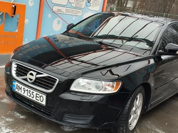 Авто Volvo V50 2010 № 8954476