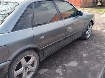 Авто Audi 100 1992 № 8954485