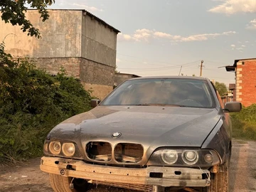 Авто BMW 5 Серия 2002 № 8954486