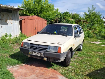 Авто ВАЗ 2109 1989 № 8954492