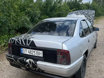 Авто Opel Vectra 1989 № 8954622