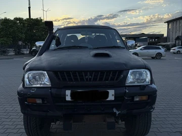 Авто Mitsubishi L 200 2000 № 8954681
