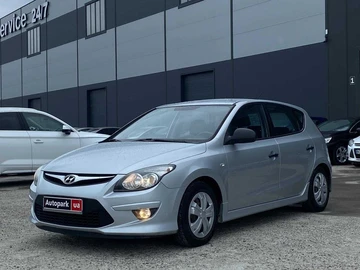 Авто Hyundai I30 2010 № 8954693