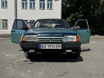 Авто ВАЗ 2109 1996 № 8954769