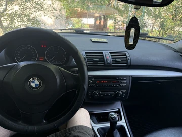 Авто BMW 1 Серия 2005 № 8954770