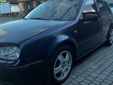 Авто Volkswagen Golf 2001 № 8954817