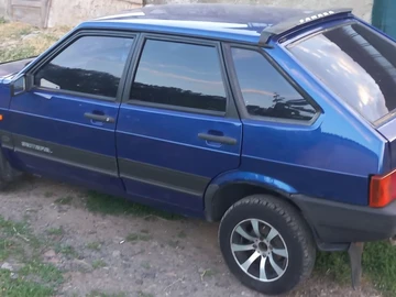 Авто ВАЗ 2109 2003 № 8954847
