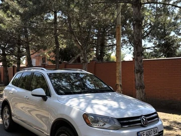 Авто Volkswagen Touareg 2017 № 8954869