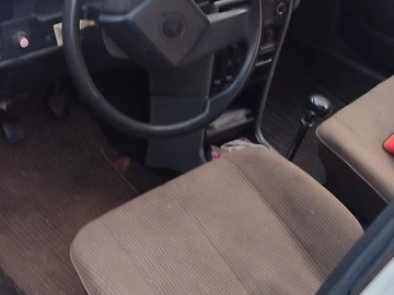 Авто Opel Kadett 2000 № 8954903