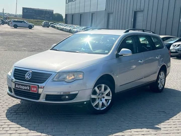 Авто Volkswagen Passat Variant 2009 № 8954911