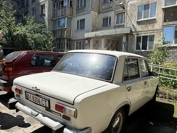 Авто ВАЗ 2101 1976 № 8954993