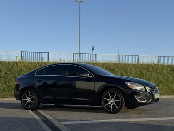 Авто Volvo S60 2012 № 8955085
