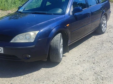 Авто Ford Mondeo 2002 № 8955115