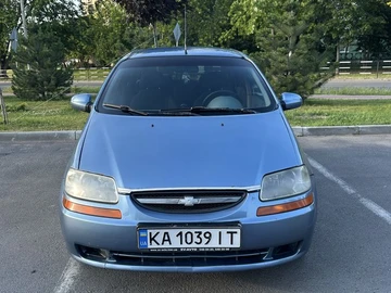 Авто Chevrolet Aveo 2005 № 8955116