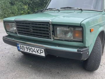 Авто ВАЗ 2107 1988 № 8955118