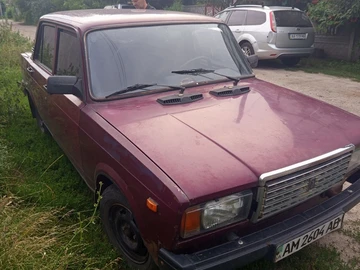 Авто ВАЗ 2107 1990 № 8955120