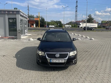 Авто Volkswagen Passat Variant 2008 № 8955121