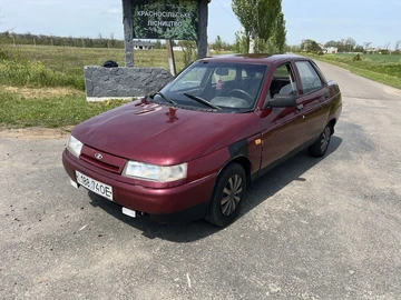 Авто ВАЗ 2110 1998 № 8955122