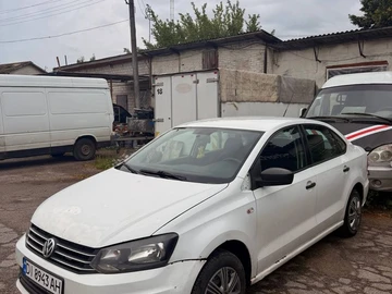 Авто Volkswagen Polo 2016 № 8955129