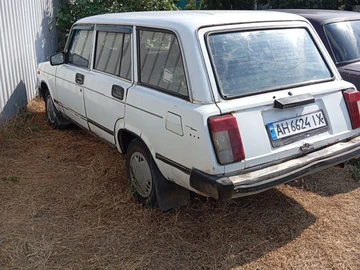 Авто ВАЗ 2104 1990 № 8955131