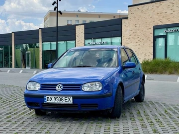 Авто Volkswagen Golf 1998 № 8955210