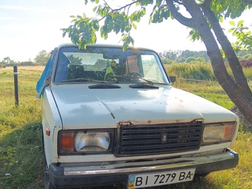 Авто ВАЗ 2107 1989 № 8955258
