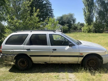 Авто Ford Escort 1999 № 8955336