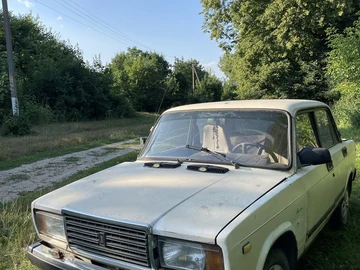 Авто ВАЗ 2107 1990 № 8955368