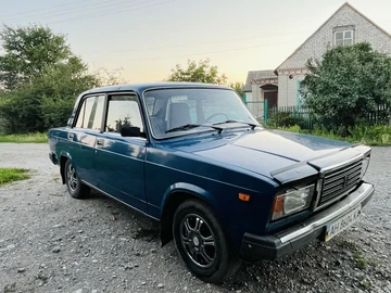 Авто ВАЗ 2107 2004 № 8955442