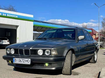 Авто BMW 7 Серия 1989 № 8955441