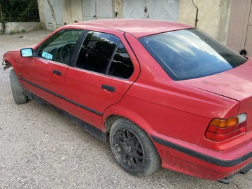 Авто BMW 3 Серия 1994 № 8955448