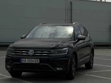 Авто Volkswagen Tiguan 2021 № 8955487