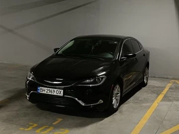 Авто Chrysler 200 2015 № 8955577