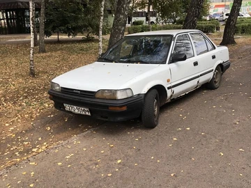 Авто Toyota Corolla 1991 № 8955631