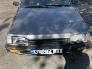 Авто Mazda 323 1986 № 8955654