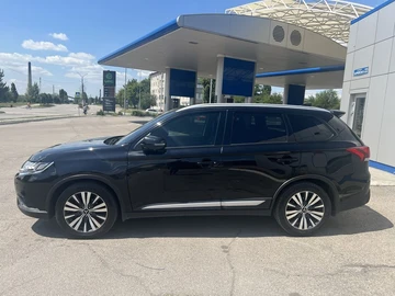 Авто Mitsubishi Outlander 2019 № 8955909