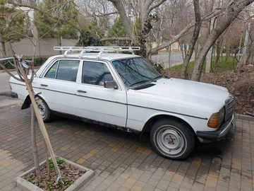 Авто Mercedes W123 1980 № 8956014