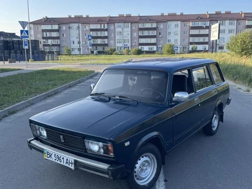 Авто ВАЗ 2104 2000 № 8956076