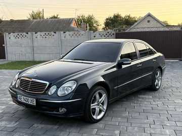 Авто Mercedes E Серия 2004 № 8956405