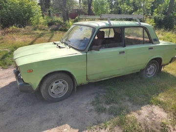 Авто ВАЗ 2107 1982 № 8956411