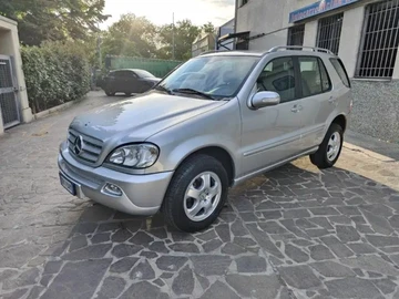 Авто Mercedes Ml Серия 2002 № 8956502