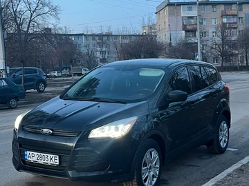 Авто Ford Escape 2013 № 8956631